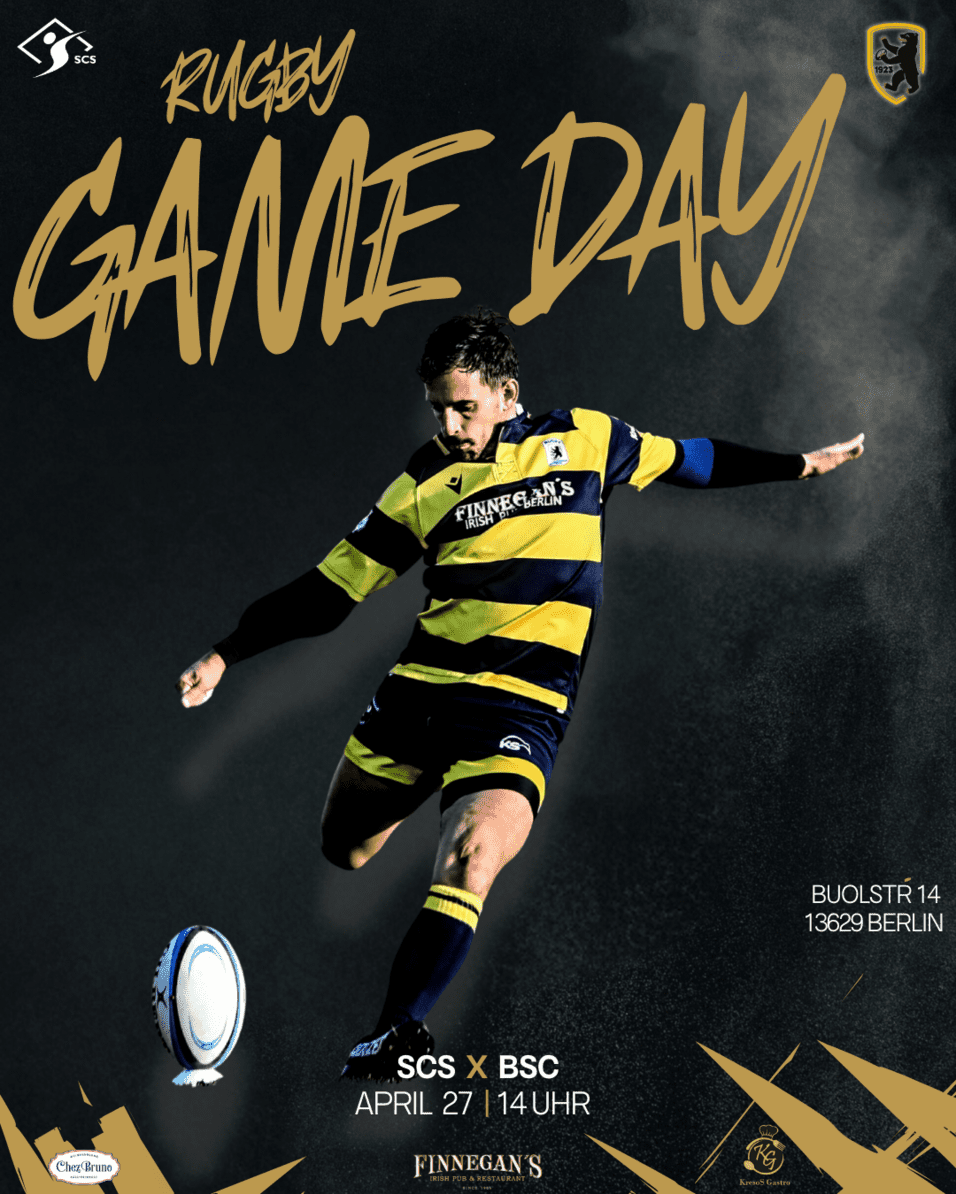 Rugbyspieler in gelb-blauem Trikot tritt einen Ball auf schwarzem Hintergrund; Eventinformation im unteren Bereich.