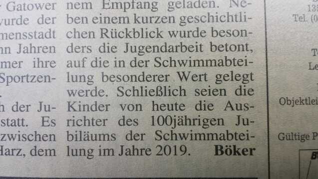 Ausschnitt aus einer Zeitung mit Text über einen Empfang und die Bedeutung der Jugendarbeit im Schwimmsport.