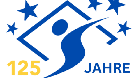 Logo mit der Aufschrift „125 Jahre“ und einer stilisierten Figur vor einem Haus und fünf Sternen.