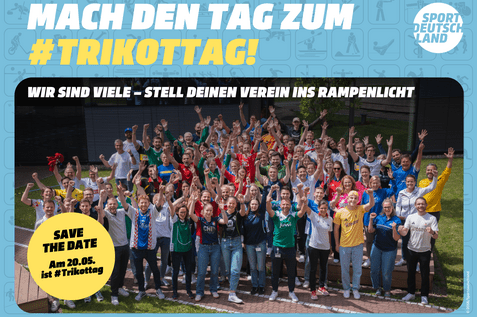 Gruppenshot von zahlreichen Personen in Sporttrikots, die begeistert zur Kamera winken und den #Trikottag feiern.