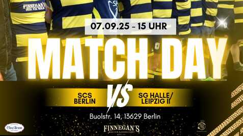 Gruppenfoto von einer Mannschaft Arm in Arm mit schwarz-gelben Trikots