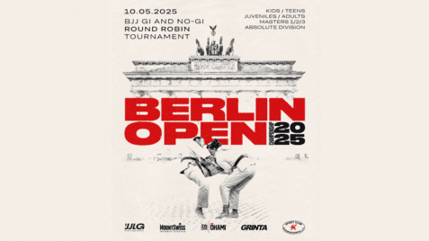 Plakat für das Berlin Open 2025 mit Kämpfern in BJJ-Gi vor dem Brandenburger Tor. Datum und Turnierdetails sind angegeben.