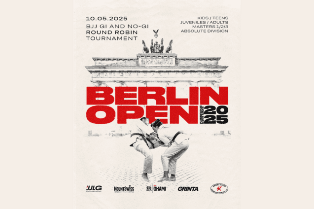 Plakat f&uuml;r das Berlin Open 2025 mit K&auml;mpfern in BJJ-Gi vor dem Brandenburger Tor. Datum und Turnierdetails sind angegeben.