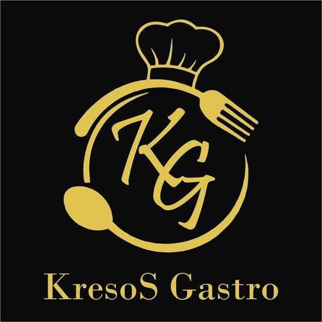 Logo von KresoS Gastro mit einem Kochhut, Besteck und den Initialen "KG" in Gold auf schwarzem Hintergrund.