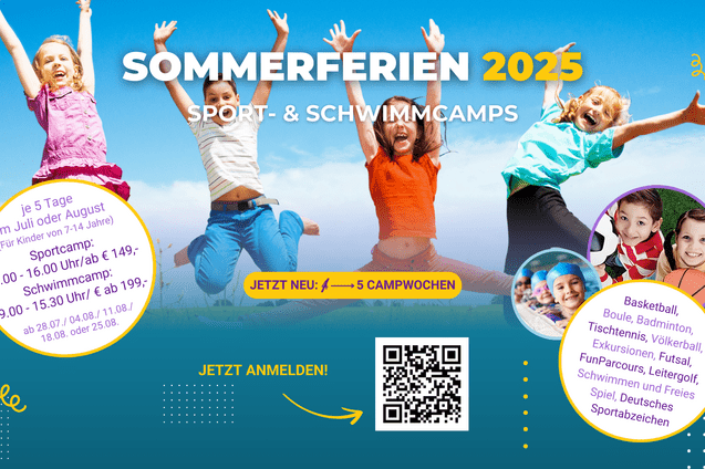 Vier Kinder springen fröhlich in die Luft auf einer Wiese, umgeben von blauem Himmel, für die Sommerferien 2025.